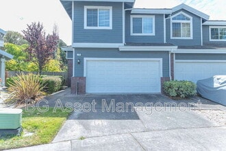 Building Photo - 176 Scotts Valley