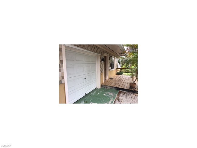 Building Photo - 2 br, 1 bath House - 2239 Thomas St