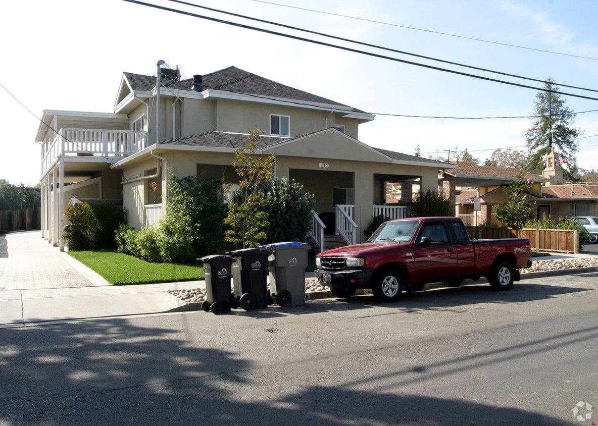 Building Photo - 1115 Delmas Ave