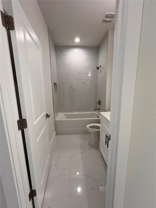 Foto del edificio - Be the first in occupy this 2025 constructed home in the vibrant city of Port Charlotte, FL! Qual...