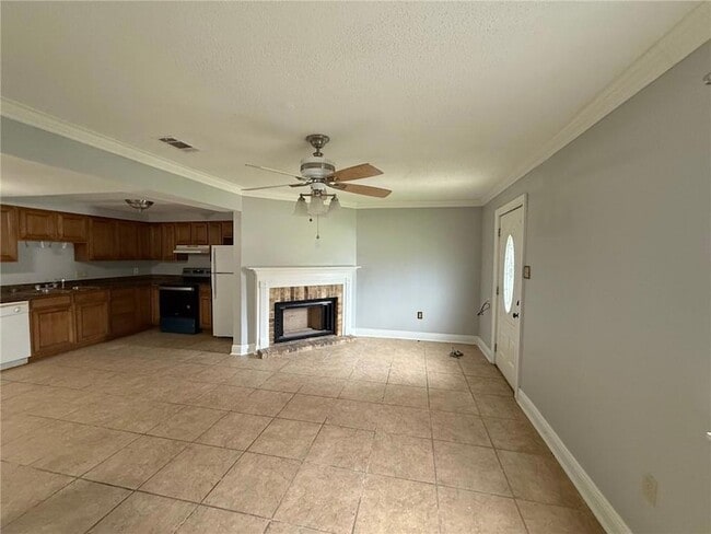 Building Photo - 4346 Sybil St