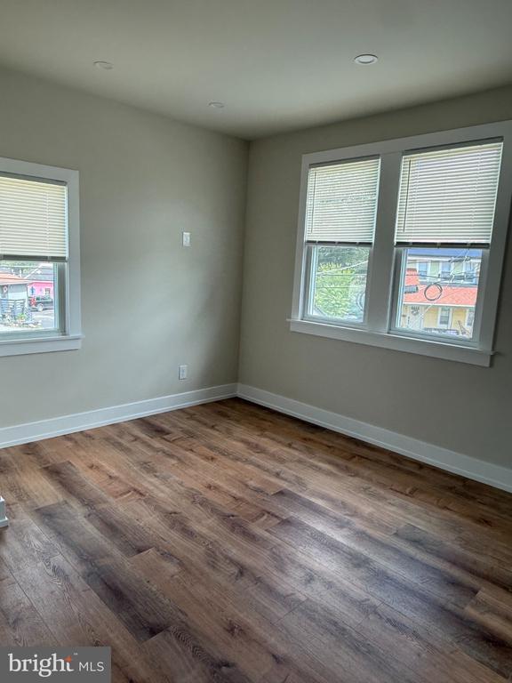 Building Photo - 7519 Wilbur Ave