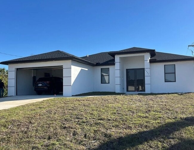 Building Photo - 3327 12th St W