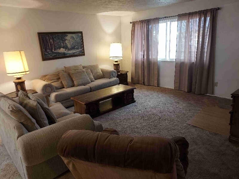 Foto principal - 197 Dale Dr