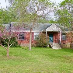 Building Photo - 1509 HARWOOD DR