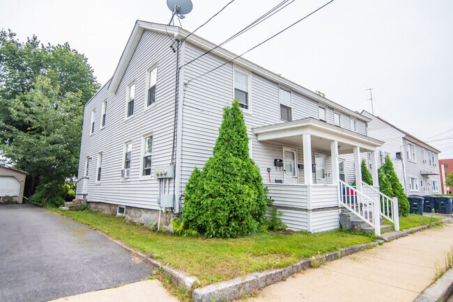 Building Photo - 23 Bowers St