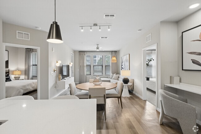 Interior Photo - Cirrus at Aqua