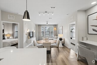 Interior Photo - Cirrus at Aqua