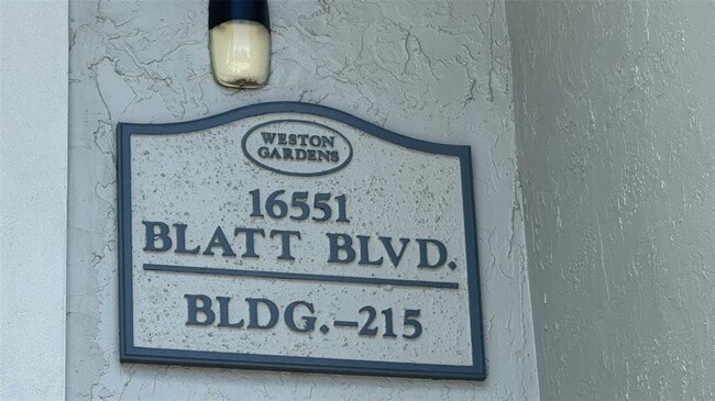 Building Photo - 16551 Blatt Blvd