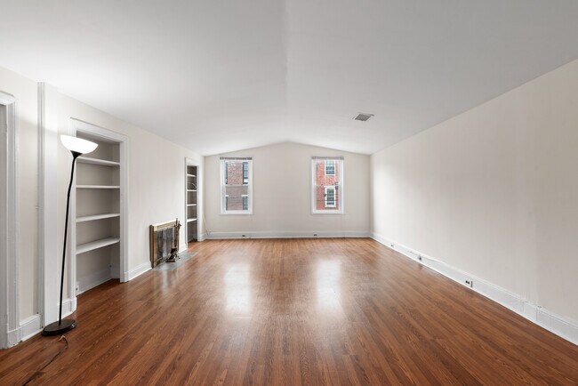 Foto del edificio - 631 Catharine St