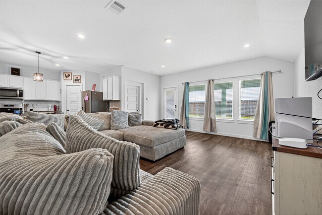 Foto del edificio - 8730 Shumard Oak Dr