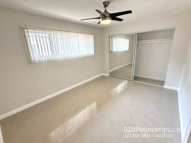 Building Photo - Renovated 1Bedroom 1Bathroom In Prime West...