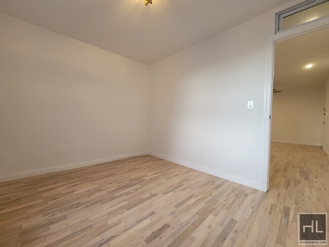 Building Photo - CALLOWAY STREET