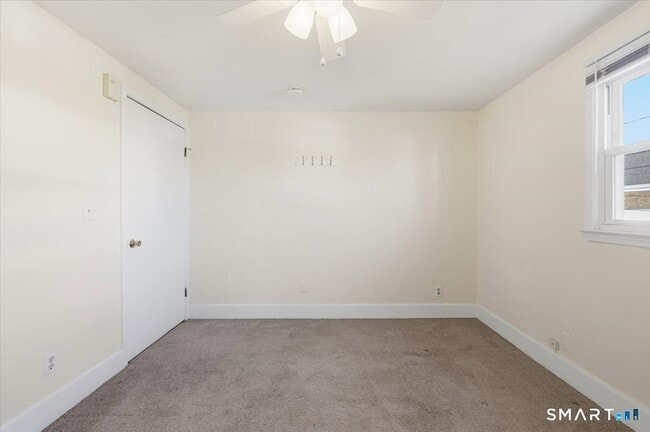 Building Photo - 194 Cherry St