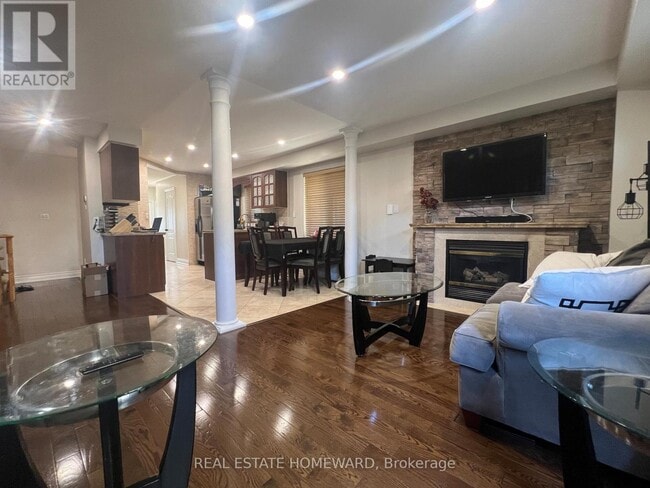 Building Photo - 1129 Hickory Hollow Glen