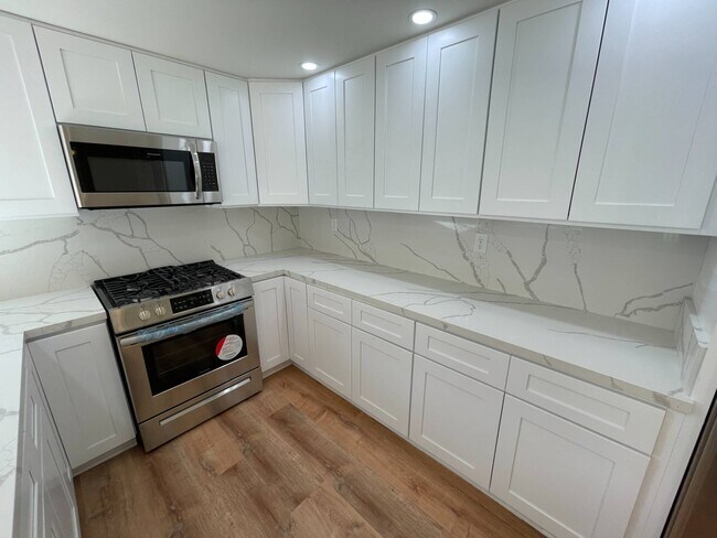 Foto del edificio - 12406 Spring Creek Rd