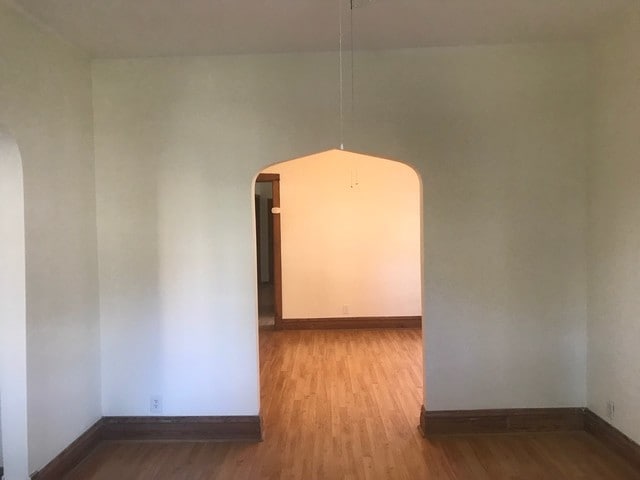 Building Photo - 3065 N Avers Ave