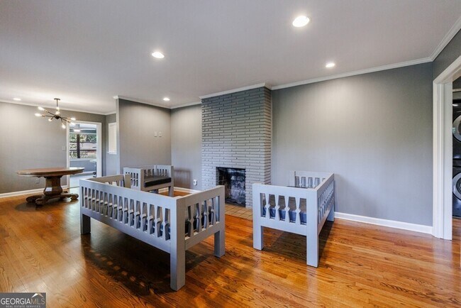 Foto del edificio - 776 Windsor Parkway