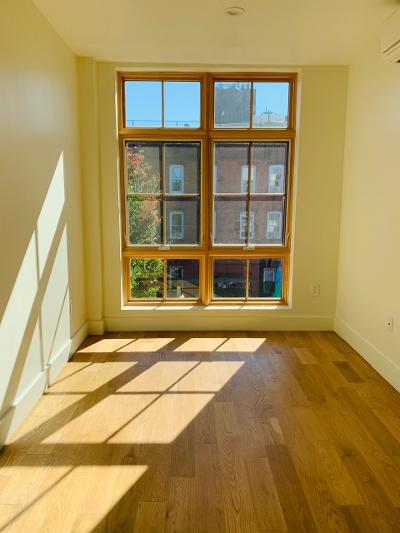 Bedroom - 701 Lafayette Ave