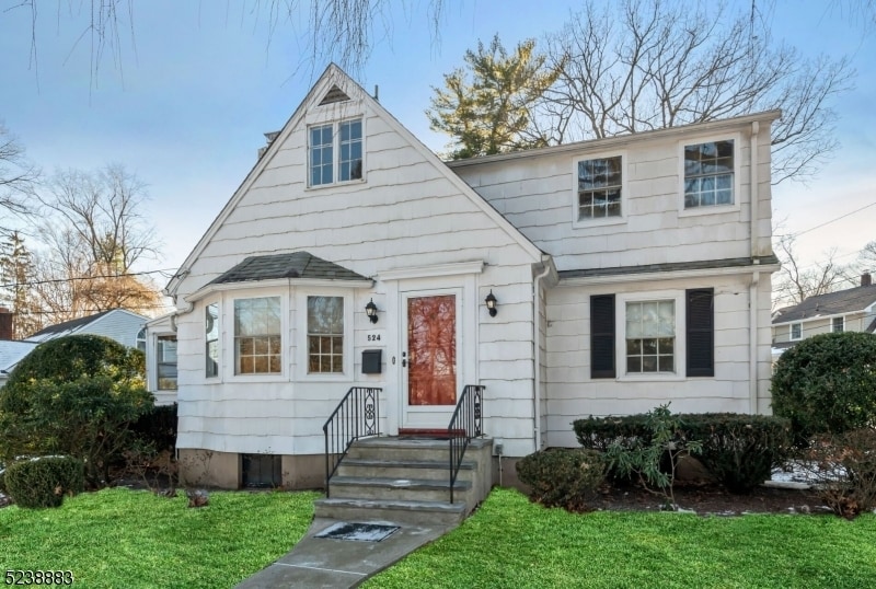 524 N Monroe St, Ridgewood, NJ 07450 Townhome Rentals in Ridgewood NJ