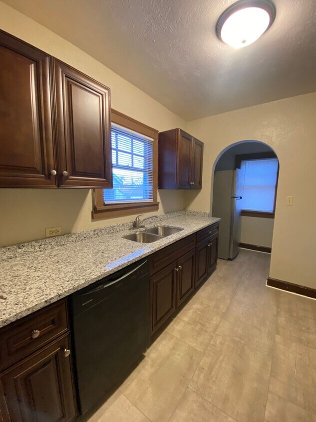 1525 Otoe St, Lincoln, NE 68502 House Rental in Lincoln, NE