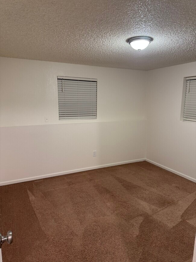 Foto del edificio - 16828 E 7th Pl