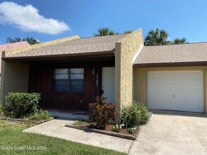 Building Photo - 1725 Stewart Pl