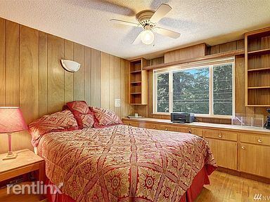 Building Photo - 3 br, 2 bath House - 6445 S Sheridan Ave
