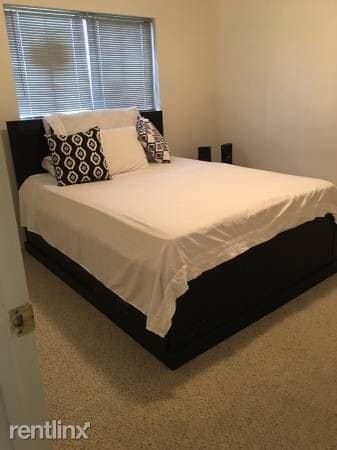 Building Photo - 2 br, 2 bath Condo - 1108 Windsong Circle