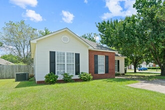 Building Photo - 202 Norman Ln