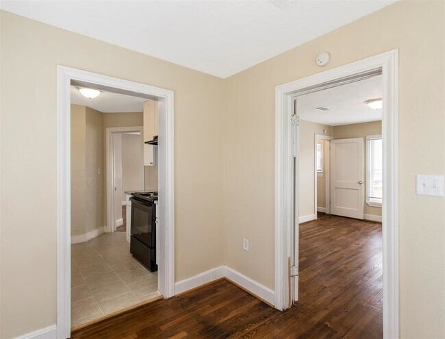 Foto del edificio - 3312 Illinois St