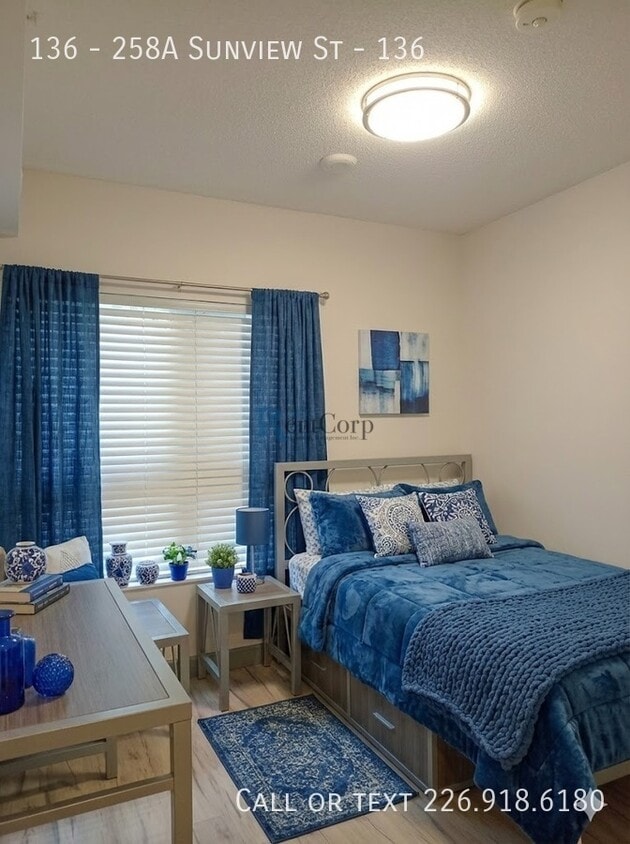 Photo du bâtiment - 258A-258A Sunview St