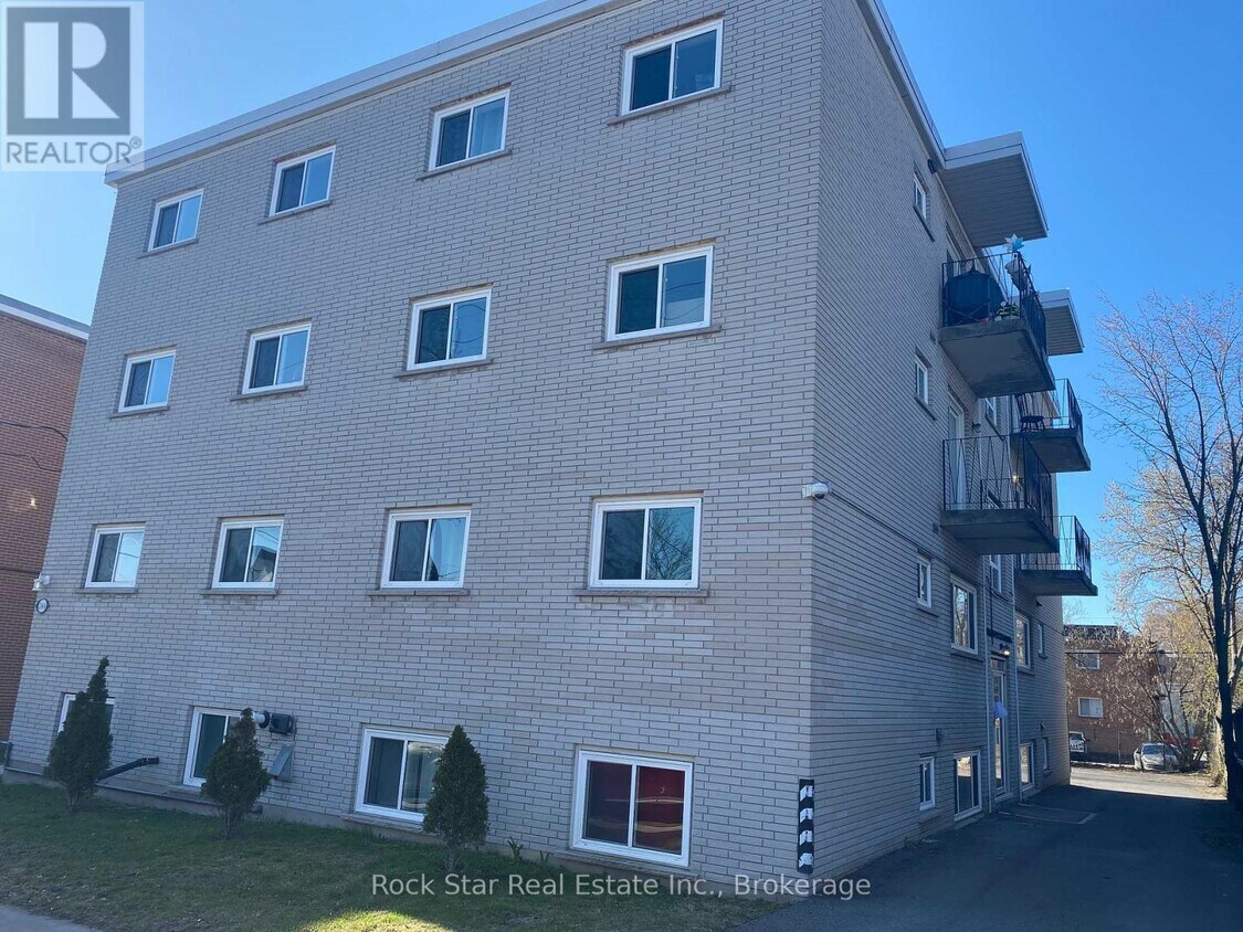 Photo principale - 246-246 Adelaide St