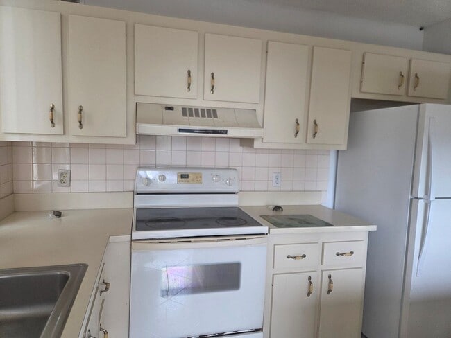 4309 - 4309 Apartment