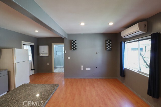 Foto del edificio - 634 W Culver Ave