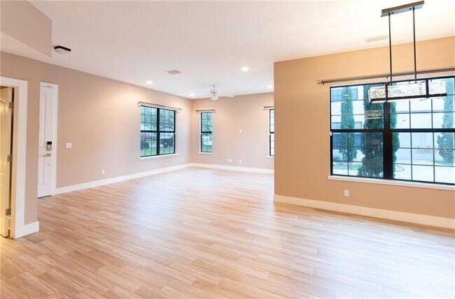 Building Photo - 2251 Nairn Dr