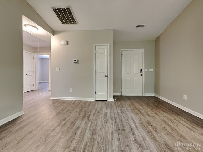 Building Photo - 264 Rolling Rock Rd