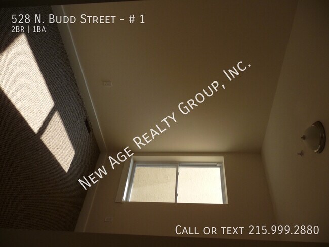 Building Photo - 528 Budd St