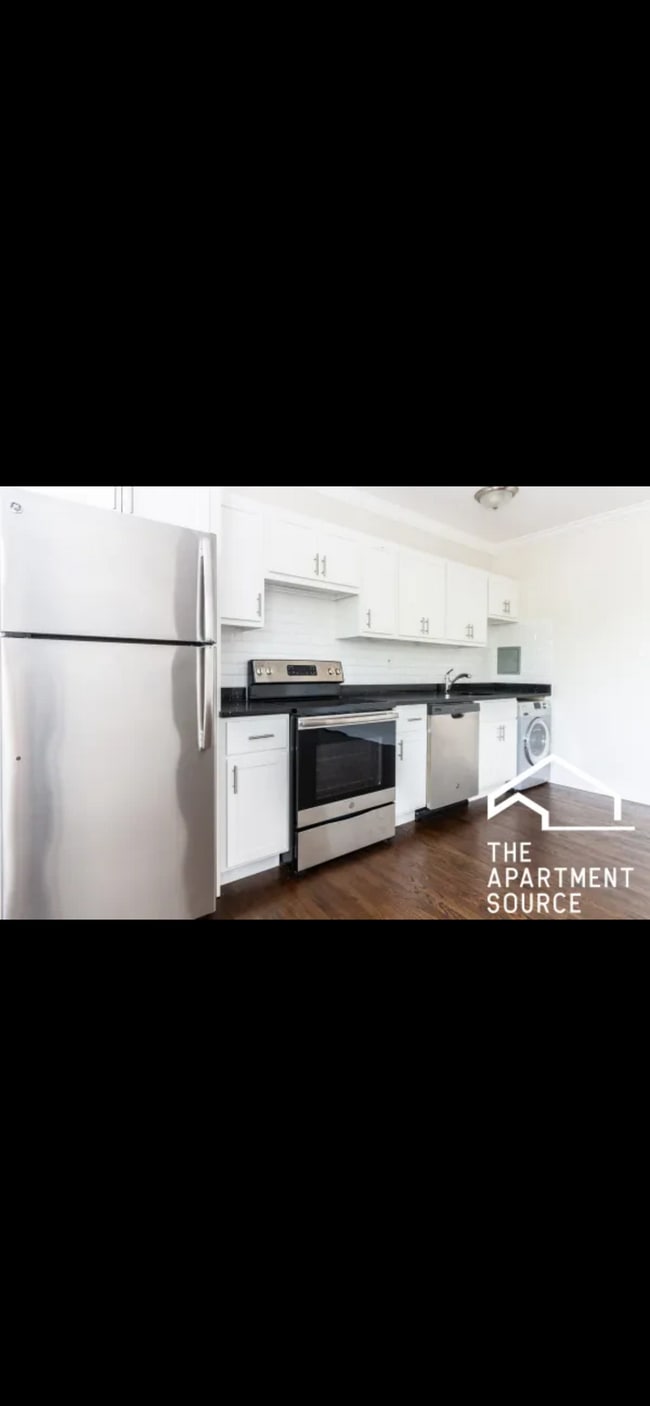 Foto del edificio - 3346 N Marshfield Ave