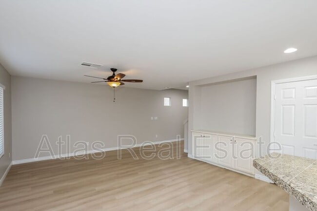 Building Photo - 4469 Mission Meadow Cir