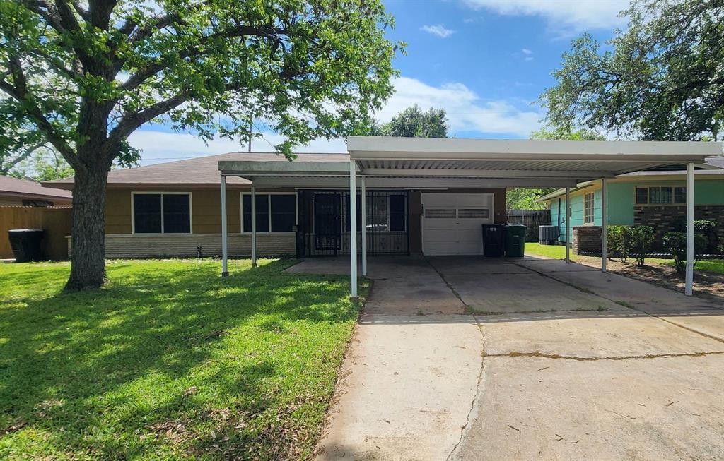Primary Photo - 6614 Beldart St