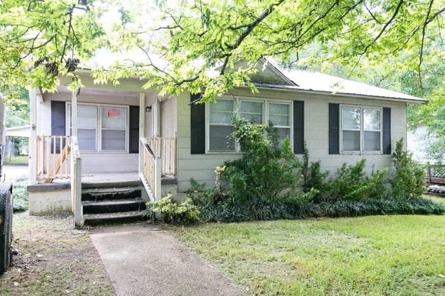 Foto del edificio - Hueytown Gem: Renovated 3BR Homev