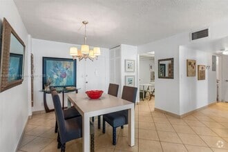 Building Photo - 1913 S Ocean Dr