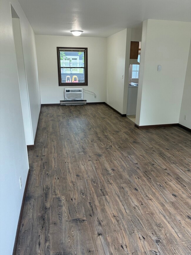 Unit 1 Entrance - 1404 Hayden Ave