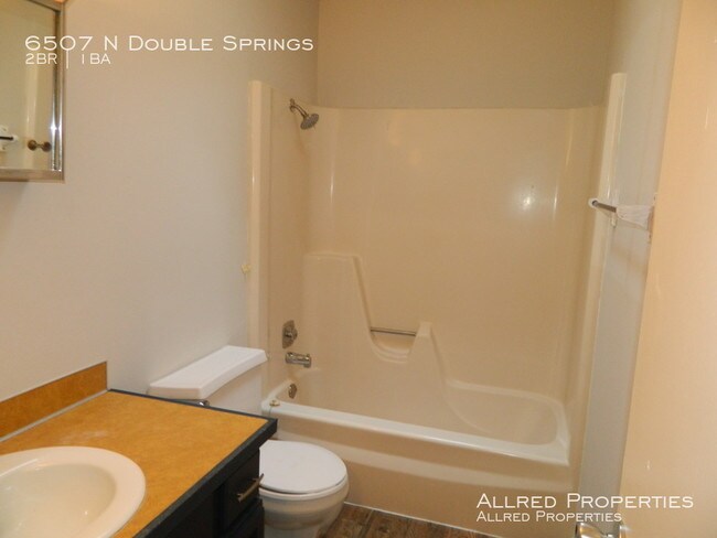 Foto del edificio - 6507 N Double Springs Rd