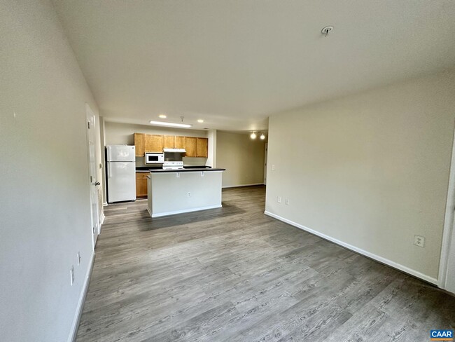 Building Photo - 725 Denali Way
