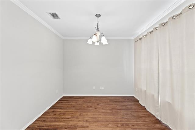 Building Photo - 5812 Pebble Ridge Dr