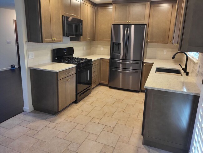 Foto del edificio - 1033 Meadow Way