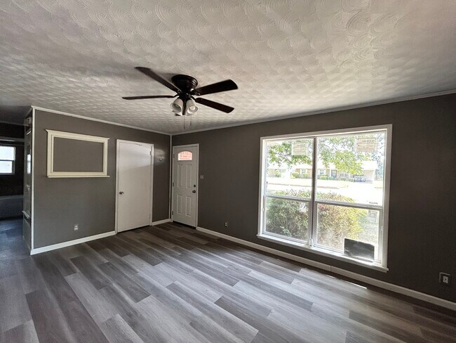 Foto del edificio - 2805 Belmoor Ave