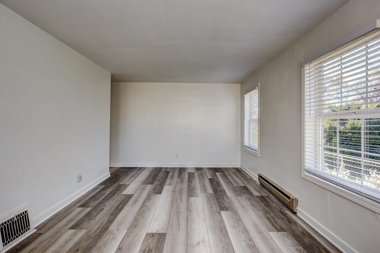 Foto principal - 1006 N 27th St